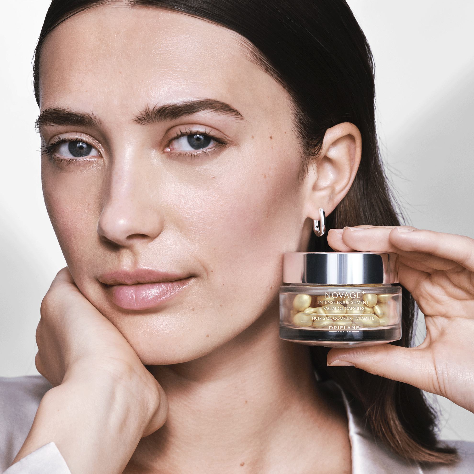 Intense Nourishment Facial Oil Capsules (1)